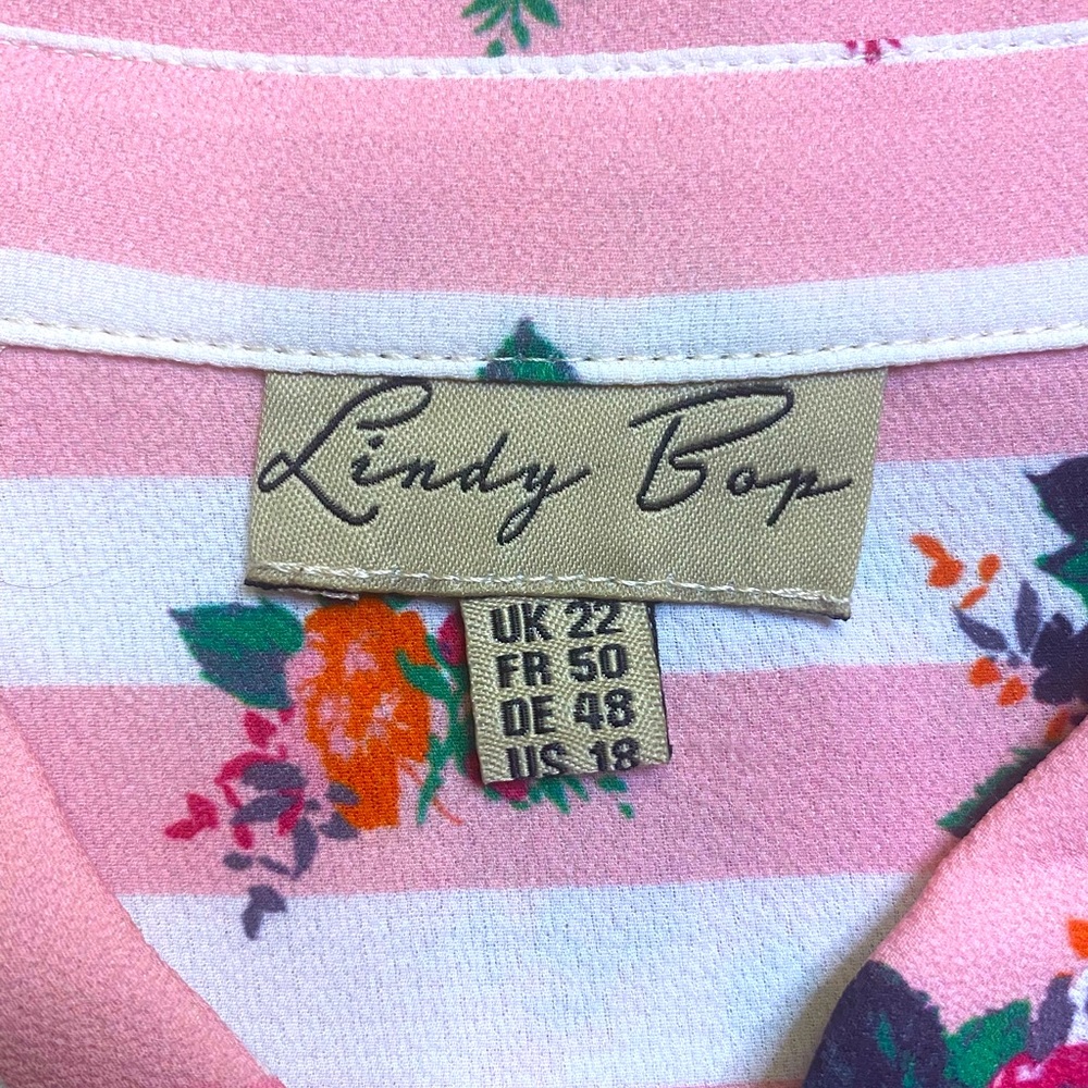 Floral & Stripe Crop Blouse - Picture 2 of 4